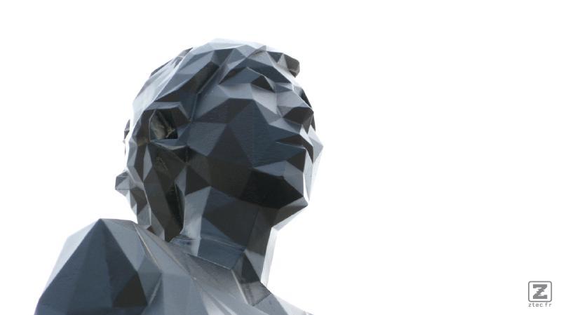 Cubic head
https://www.flickr.com/photos/ztec/8434322456/
Albums: Architecture