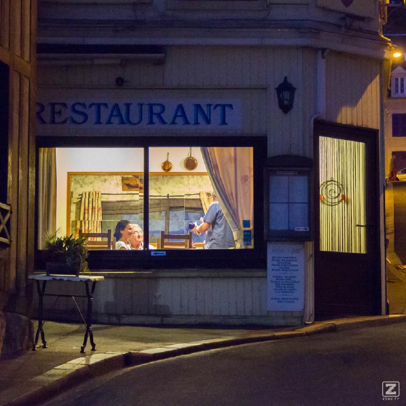 no description
https://www.flickr.com/photos/ztec/29033619425/