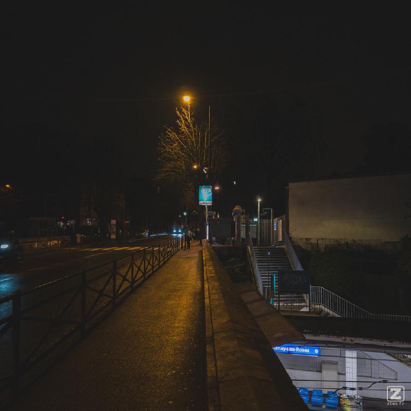 Bridge with RER station beneath