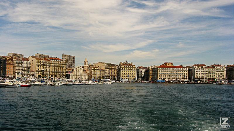 Vue du vieux port de marseille
https://www.flickr.com/photos/ztec/8443264136/
Albums: Architecture