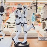 Two storm-trooper kissing