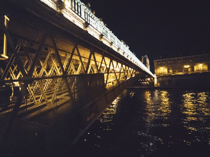 no description
https://www.flickr.com/photos/ztec/52166382076/
Albums: Paris