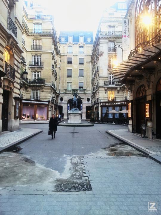 no description
https://www.flickr.com/photos/ztec/8575960462/
Albums: Paris, Boulot