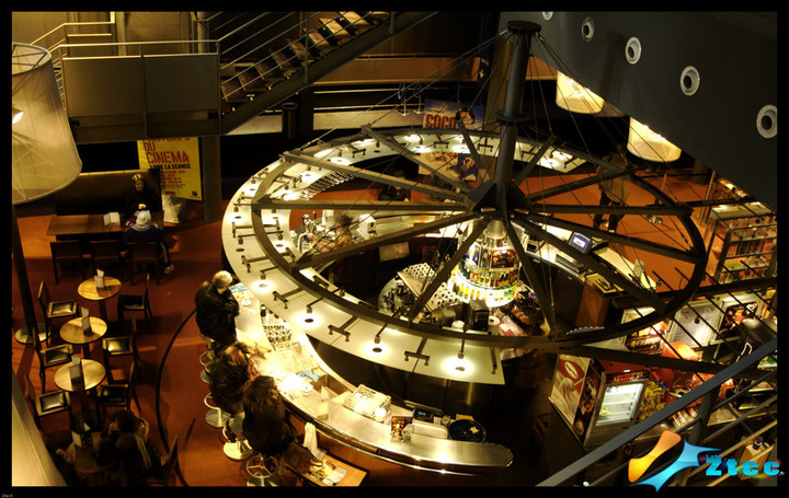 no description
https://www.flickr.com/photos/ztec/8448031657/