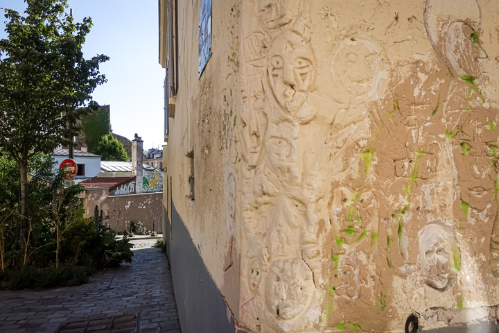 no description
https://www.flickr.com/photos/ztec/52144818519/
Albums: Paris