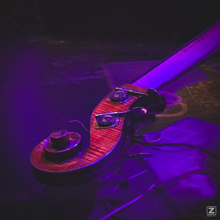 A closeup of the tip of the Eric Wheeler's double bass