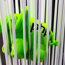 A flying elePhpant jailed into white stuf
https://www.flickr.com/photos/ztec/9184957641/
Albums: Php