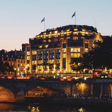 no description
https://www.flickr.com/photos/ztec/52166617874/
Albums: Paris