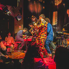 The whole band (almost) around the keyboard player