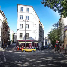 no description
https://www.flickr.com/photos/ztec/52144601638/
Albums: Paris